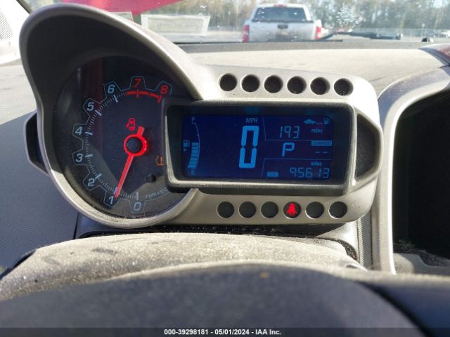 Photo 6 VIN: 1G1JC5SHXF4147464 - CHEVROLET SONIC 