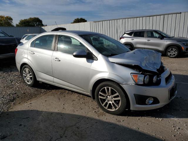 Photo 3 VIN: 1G1JC5SHXF4148114 - CHEVROLET SONIC LT 