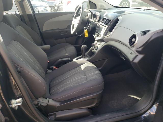 Photo 4 VIN: 1G1JC5SHXF4161428 - CHEVROLET SONIC LT 