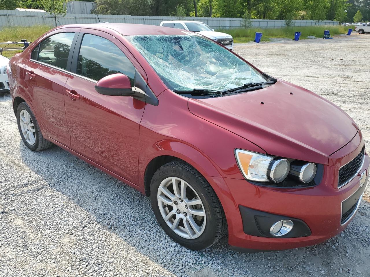 Photo 3 VIN: 1G1JC5SHXG4131458 - CHEVROLET SONIC 