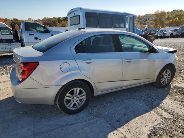 Photo 2 VIN: 1G1JC5SHXG4158384 - CHEVROLET SONIC LT 