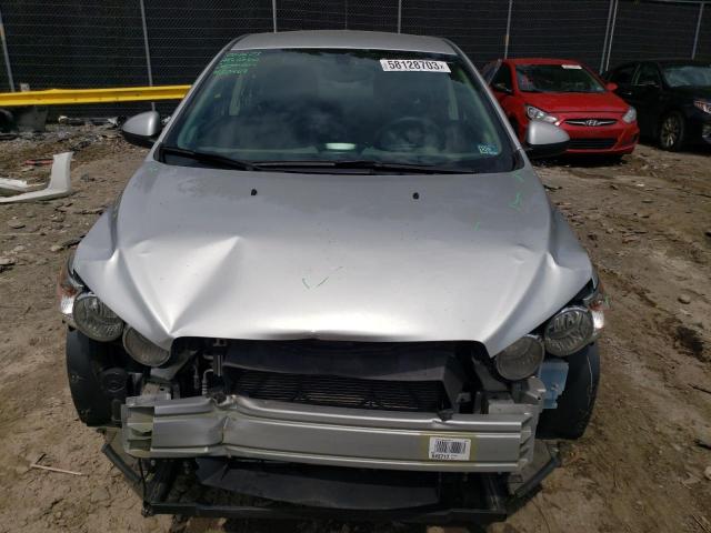 Photo 4 VIN: 1G1JC5SHXG4185617 - CHEVROLET SONIC LT 