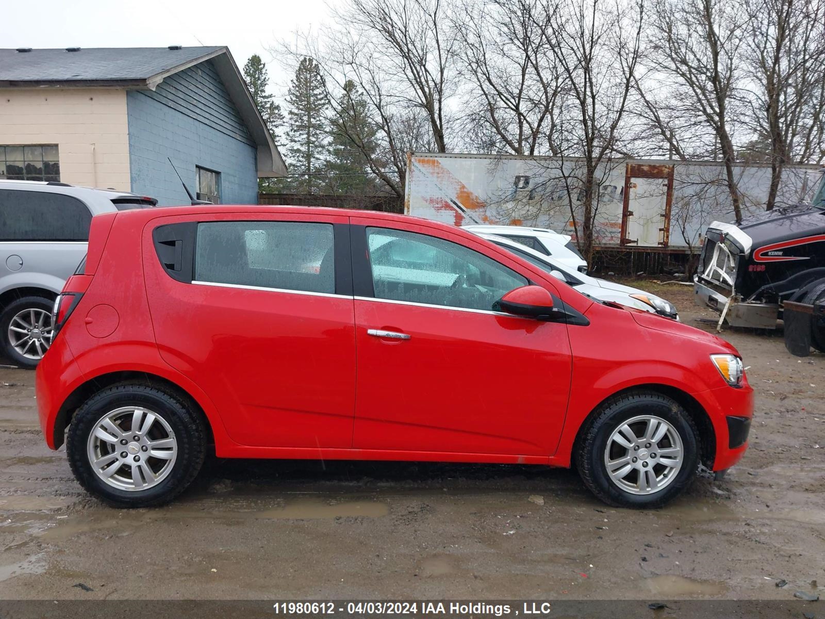 Photo 12 VIN: 1G1JC6EH2C4126444 - CHEVROLET SONIC 