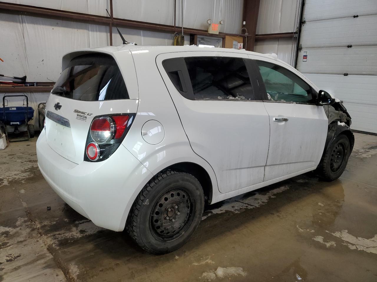 Photo 2 VIN: 1G1JC6EH2D4240333 - CHEVROLET SONIC 