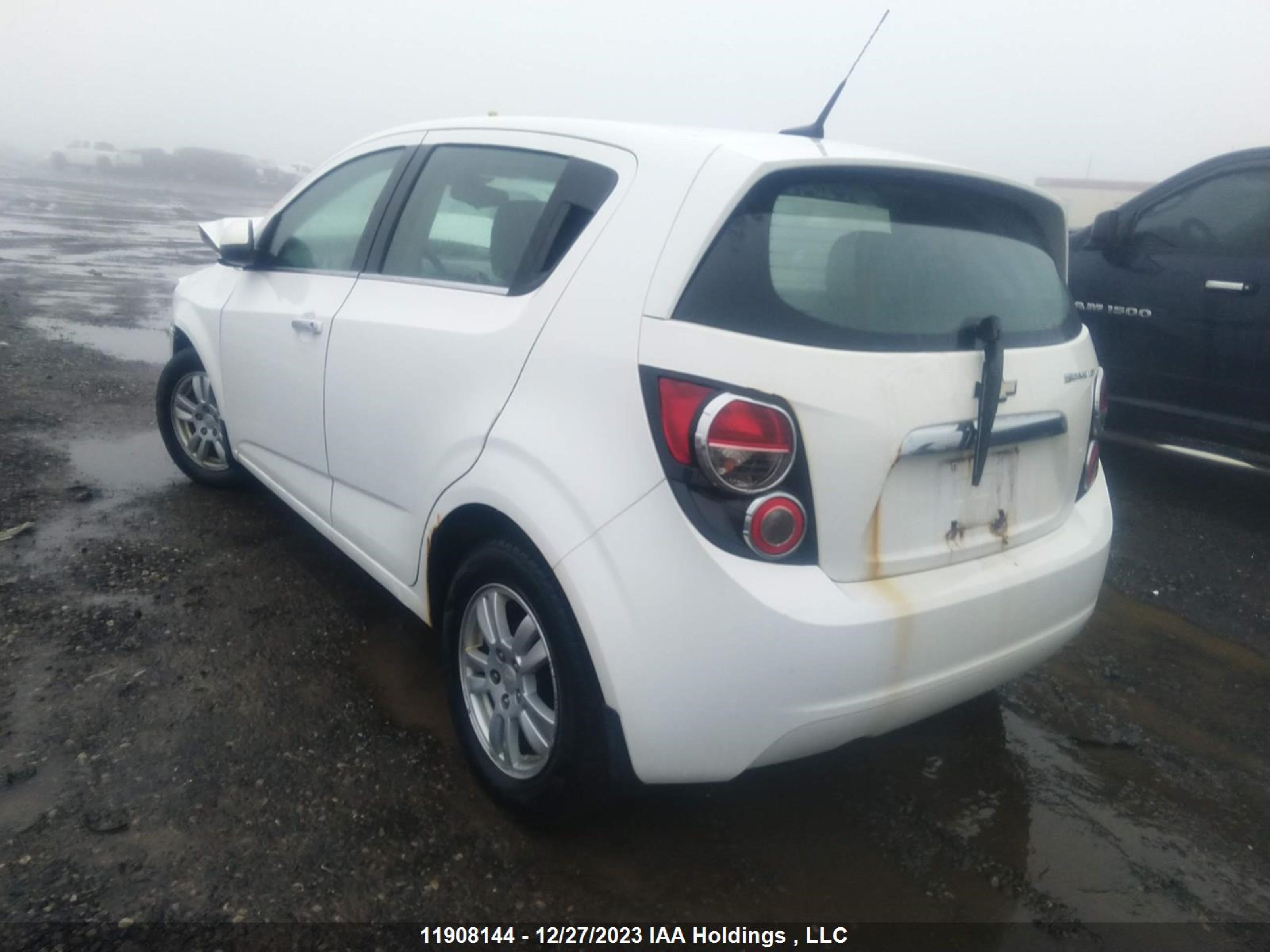 Photo 2 VIN: 1G1JC6EH8D4222807 - CHEVROLET SONIC 