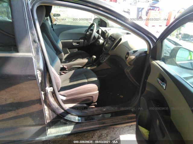 Photo 7 VIN: 1G1JC6SB3F4185183 - CHEVROLET SONIC 