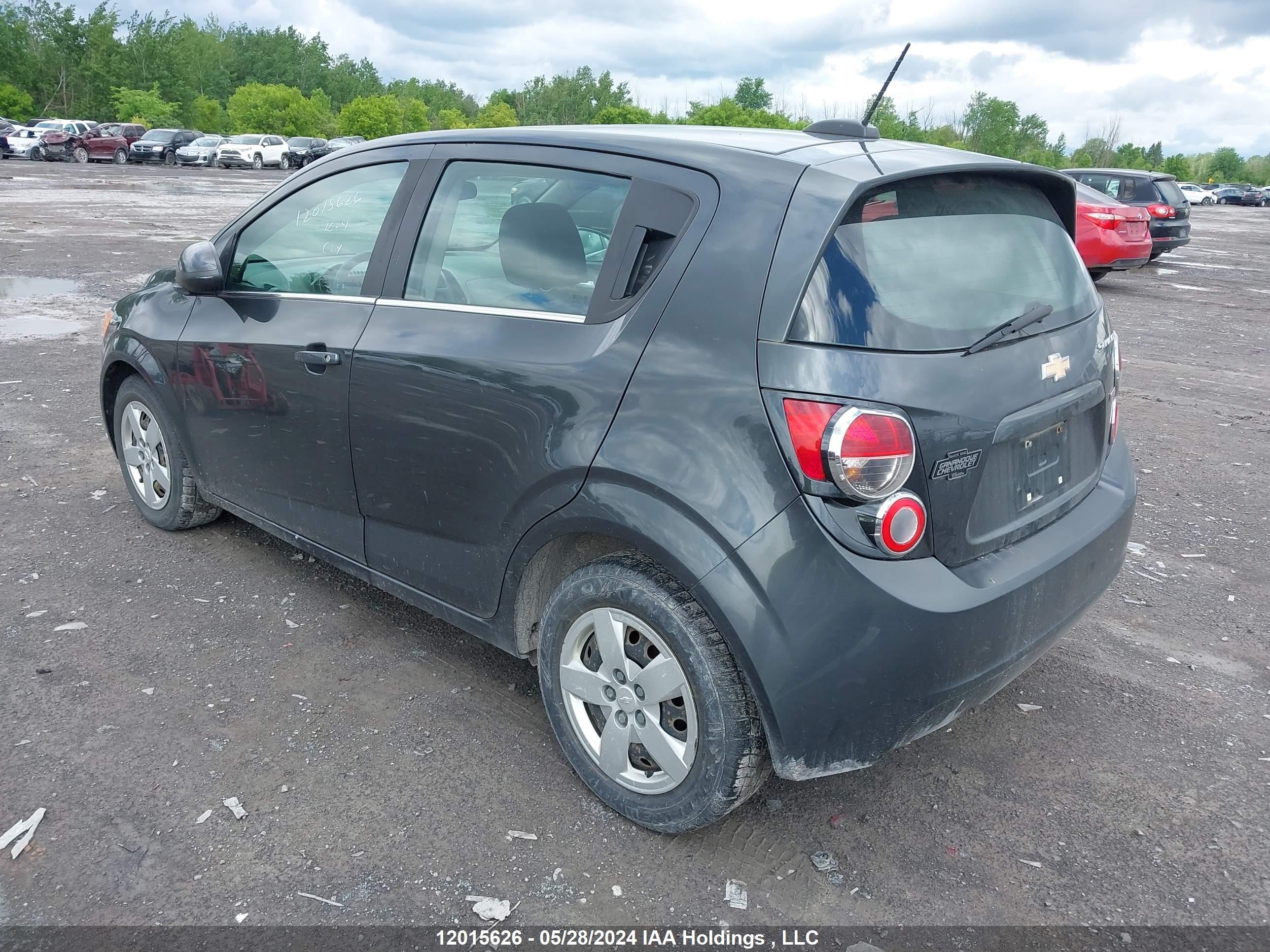 Photo 2 VIN: 1G1JC6SB3G4169616 - CHEVROLET SONIC 