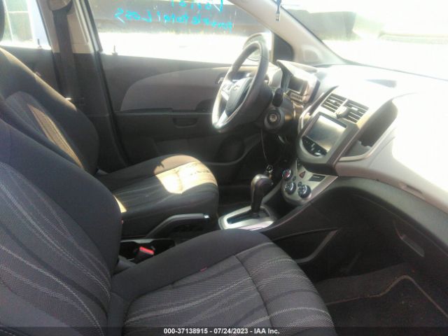 Photo 4 VIN: 1G1JC6SB3G4177117 - CHEVROLET SONIC 