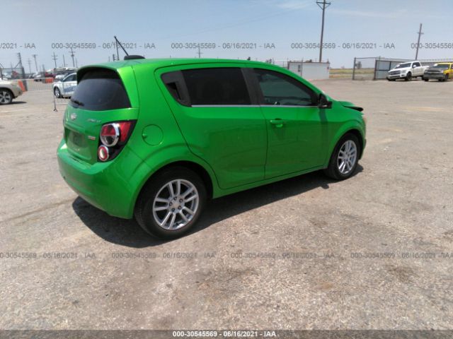 Photo 3 VIN: 1G1JC6SB4F4113859 - CHEVROLET SONIC 