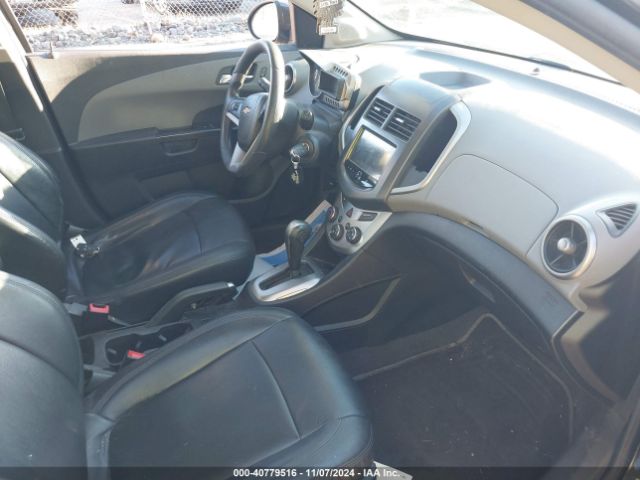 Photo 4 VIN: 1G1JC6SB4G4121798 - CHEVROLET SONIC 