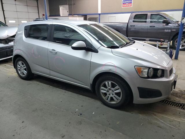 Photo 3 VIN: 1G1JC6SB5D4210100 - CHEVROLET SONIC 