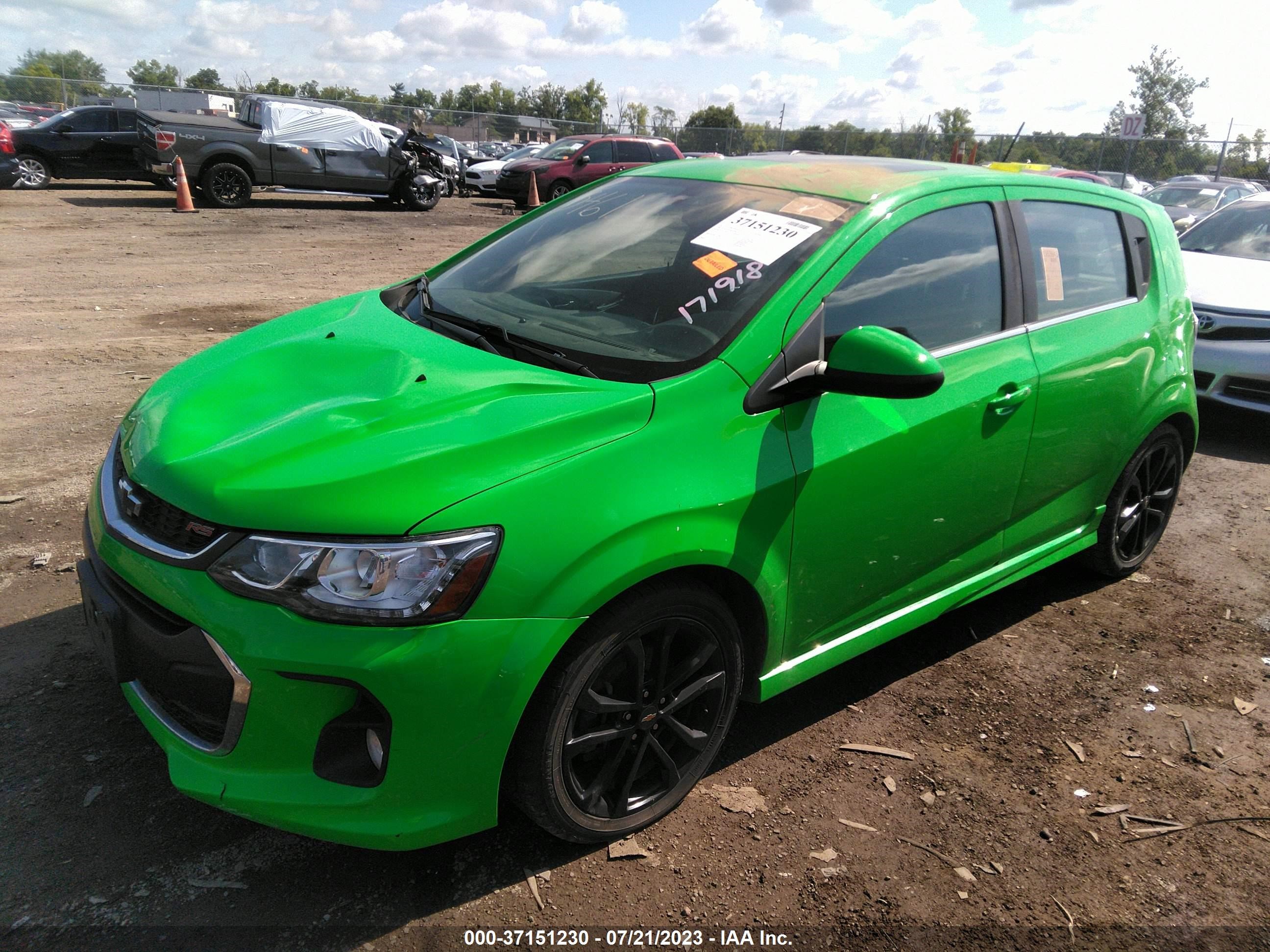 Photo 13 VIN: 1G1JC6SB5H4171918 - CHEVROLET SONIC 