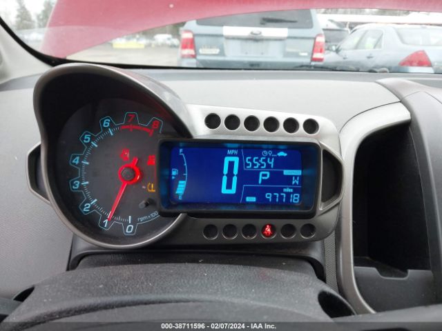 Photo 6 VIN: 1G1JC6SB6C4182774 - CHEVROLET SONIC 