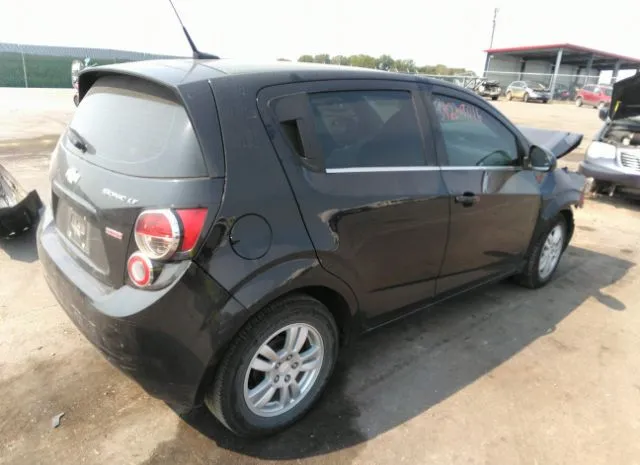 Photo 3 VIN: 1G1JC6SB6E4140270 - CHEVROLET SONIC 