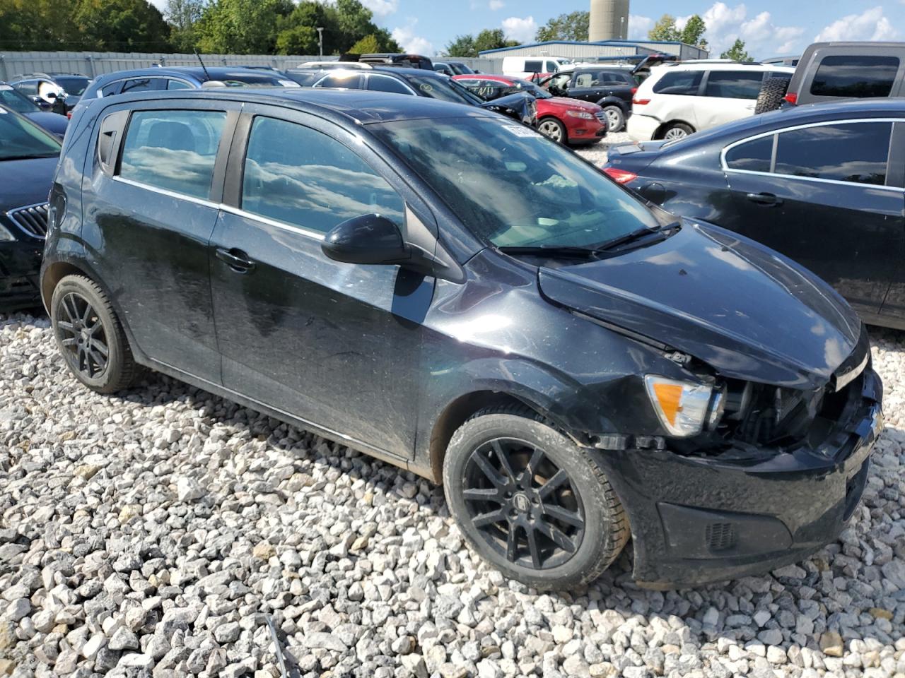 Photo 3 VIN: 1G1JC6SB6F4115578 - CHEVROLET SONIC 