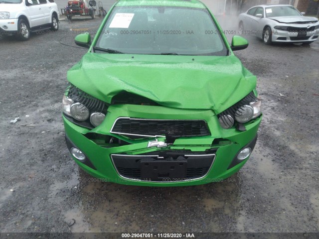 Photo 5 VIN: 1G1JC6SB9E4209842 - CHEVROLET SONIC 