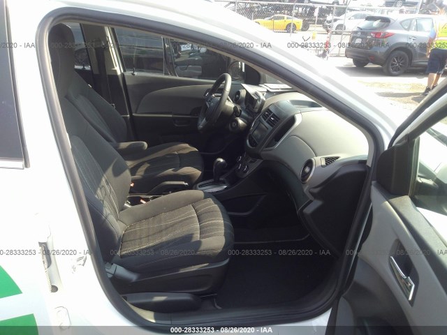 Photo 4 VIN: 1G1JC6SB9G4158037 - CHEVROLET SONIC 