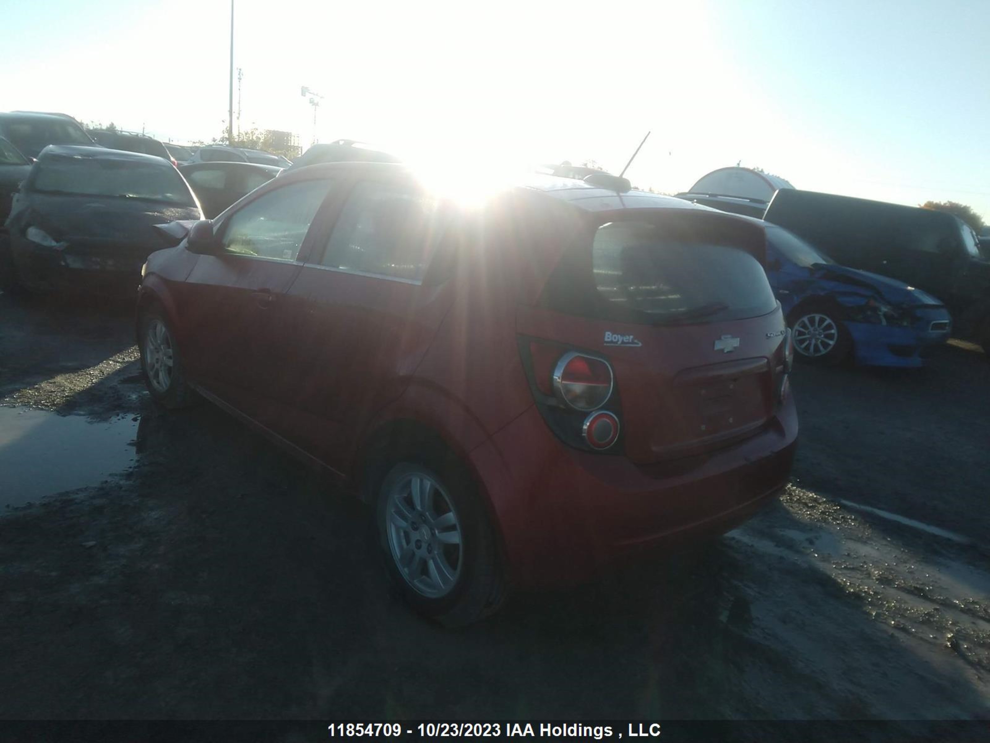 Photo 2 VIN: 1G1JC6SBXF4142959 - CHEVROLET SONIC 