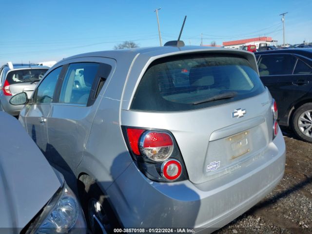 Photo 2 VIN: 1G1JC6SG0F4213095 - CHEVROLET SONIC 