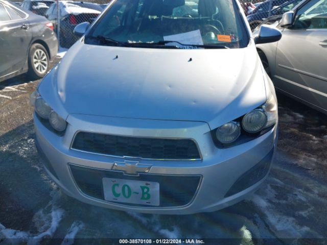 Photo 5 VIN: 1G1JC6SG0F4213095 - CHEVROLET SONIC 