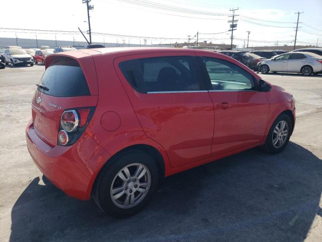 Photo 2 VIN: 1G1JC6SG1F4137466 - CHEVROLET SONIC LT 