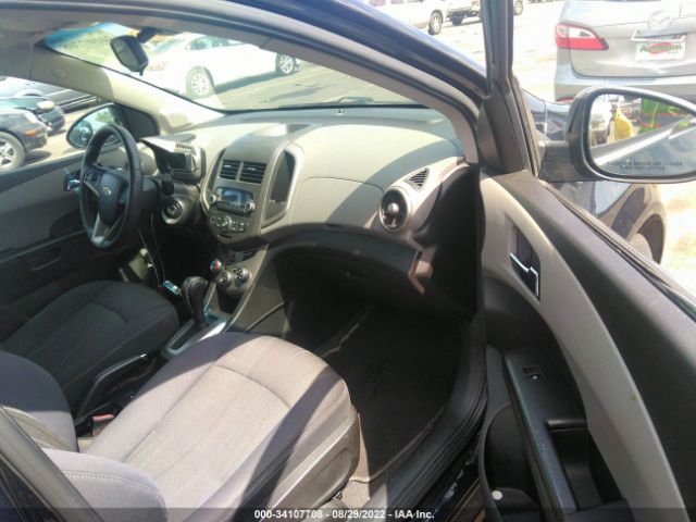 Photo 4 VIN: 1G1JC6SG2D4169016 - CHEVROLET SONIC 