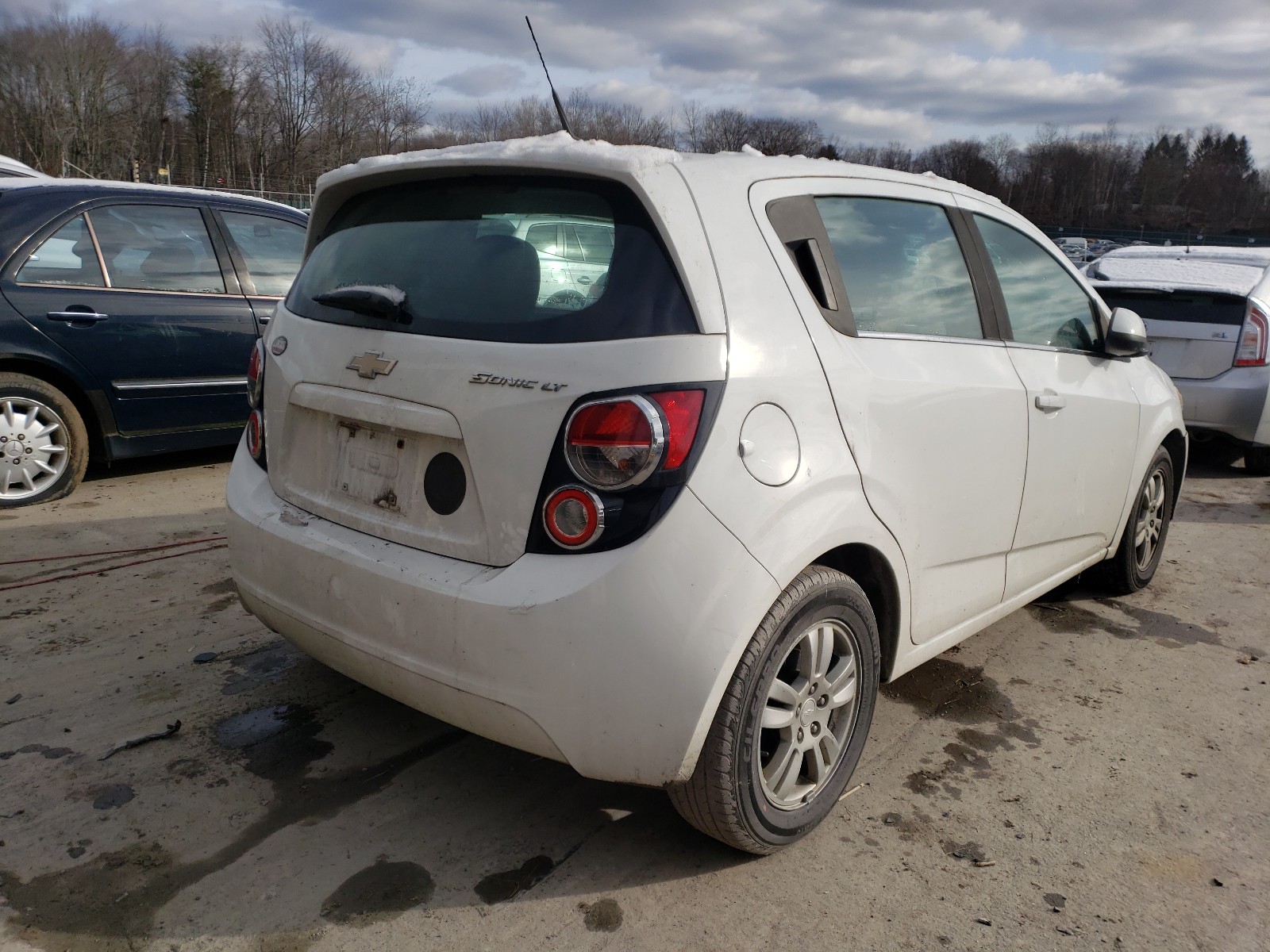 Photo 3 VIN: 1G1JC6SG2E4100408 - CHEVROLET SONIC LT 