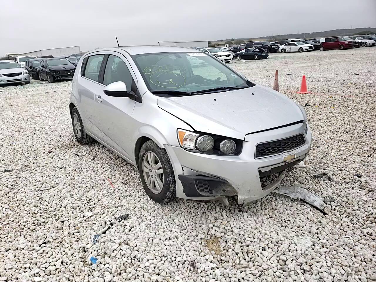 Photo 10 VIN: 1G1JC6SG2F4100734 - CHEVROLET SONIC LT 