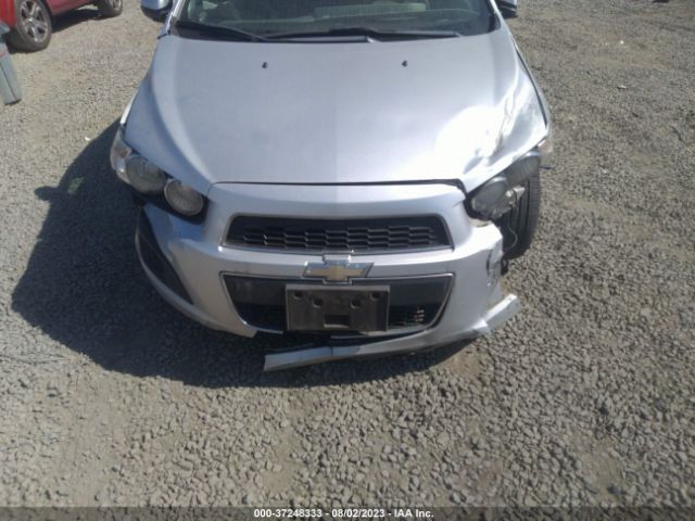 Photo 5 VIN: 1G1JC6SG4E4215740 - CHEVROLET SONIC 