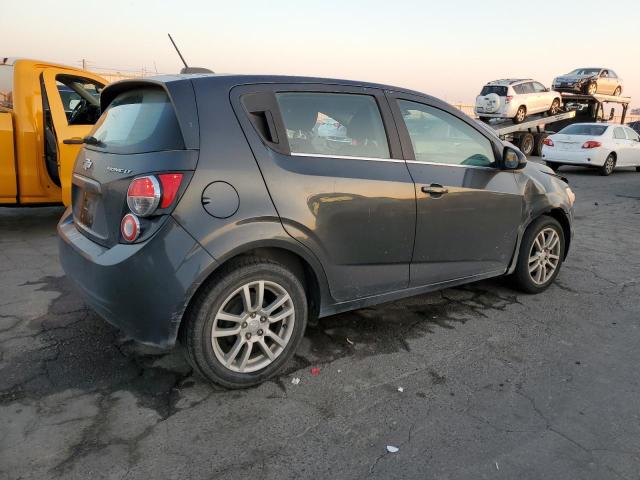 Photo 2 VIN: 1G1JC6SG4F4184023 - CHEVROLET SONIC 