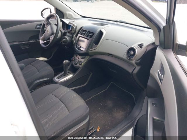 Photo 4 VIN: 1G1JC6SG5D4151187 - CHEVROLET SONIC 