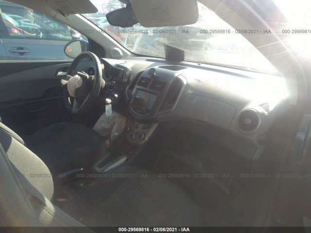 Photo 4 VIN: 1G1JC6SG7D4162837 - CHEVROLET SONIC 