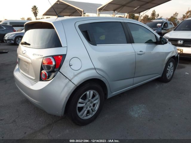 Photo 3 VIN: 1G1JC6SG8E4116029 - CHEVROLET SONIC 