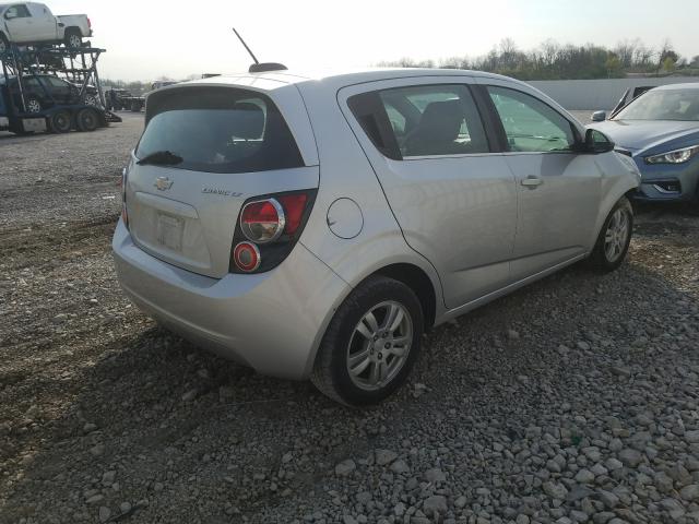 Photo 3 VIN: 1G1JC6SG8F4202300 - CHEVROLET SONIC LT 