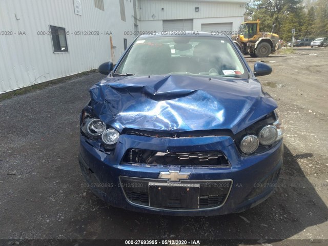 Photo 5 VIN: 1G1JC6SH0C4230919 - CHEVROLET SONIC 