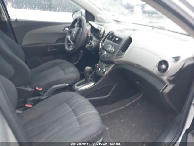 Photo 4 VIN: 1G1JC6SH0D4176328 - CHEVROLET SONIC 