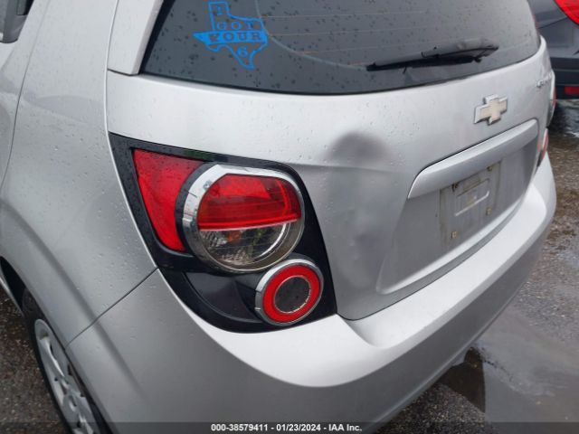 Photo 5 VIN: 1G1JC6SH0D4176328 - CHEVROLET SONIC 