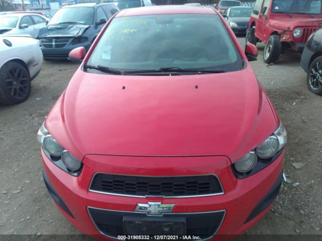 Photo 5 VIN: 1G1JC6SH0D4215600 - CHEVROLET SONIC 