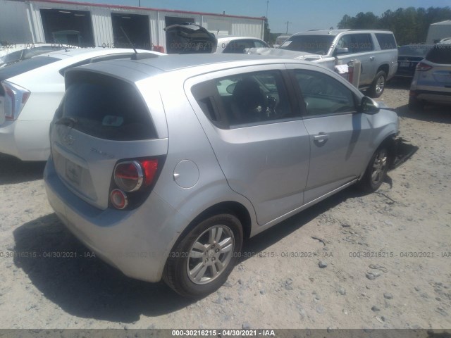 Photo 3 VIN: 1G1JC6SH0F4145096 - CHEVROLET SONIC 