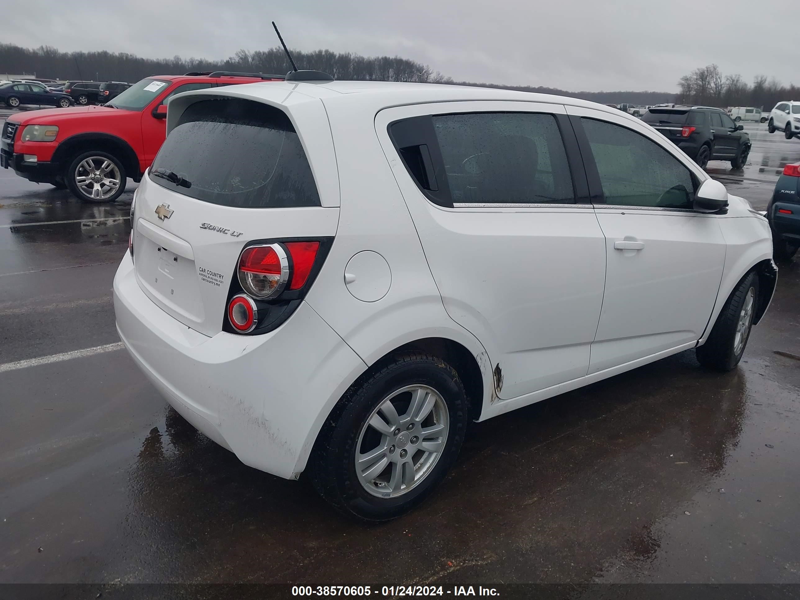 Photo 3 VIN: 1G1JC6SH0F4168202 - CHEVROLET SONIC 