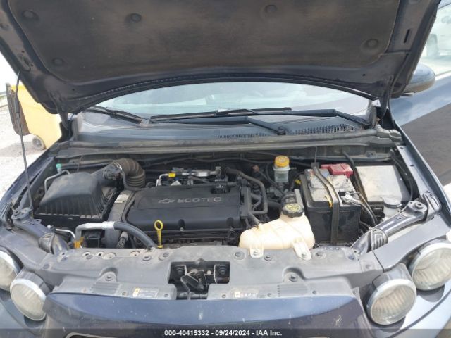 Photo 9 VIN: 1G1JC6SH0F4199840 - CHEVROLET SONIC 