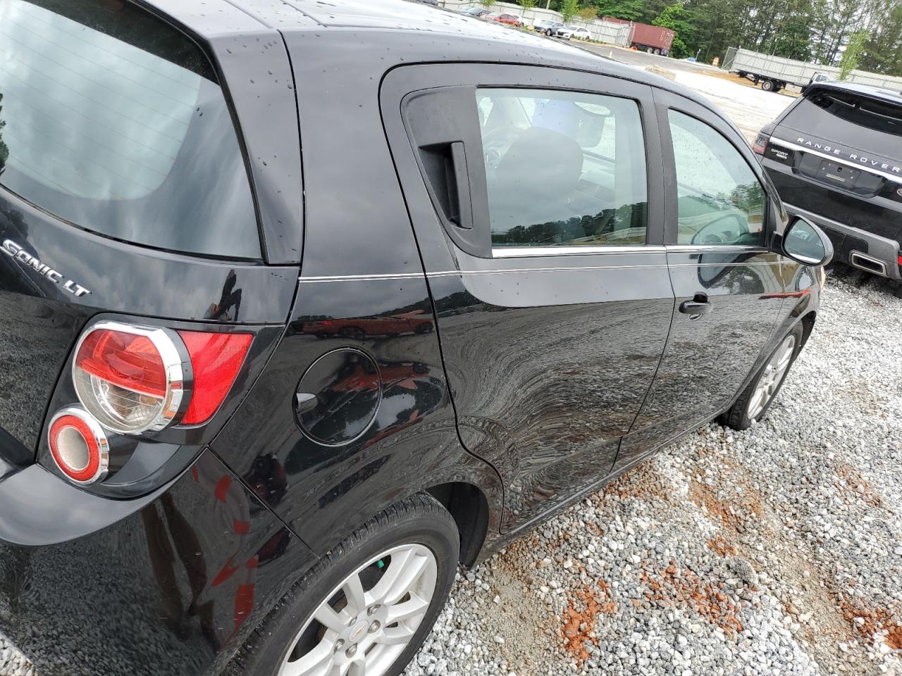 Photo 2 VIN: 1G1JC6SH1C4145426 - CHEVROLET SONIC 