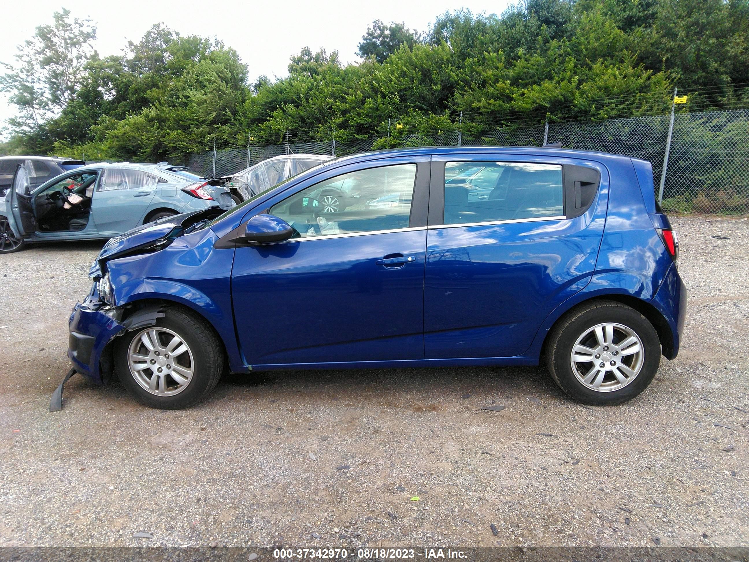 Photo 14 VIN: 1G1JC6SH1D4182686 - CHEVROLET SONIC 