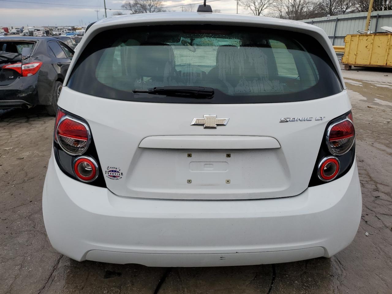 Photo 5 VIN: 1G1JC6SH1F4111667 - CHEVROLET SONIC 