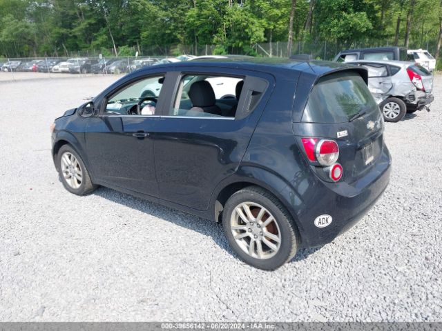 Photo 2 VIN: 1G1JC6SH1F4149304 - CHEVROLET SONIC 