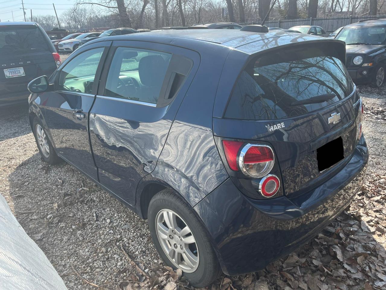 Photo 2 VIN: 1G1JC6SH1F4165387 - CHEVROLET SONIC LT 