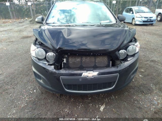 Photo 5 VIN: 1G1JC6SH2C4113617 - CHEVROLET SONIC 