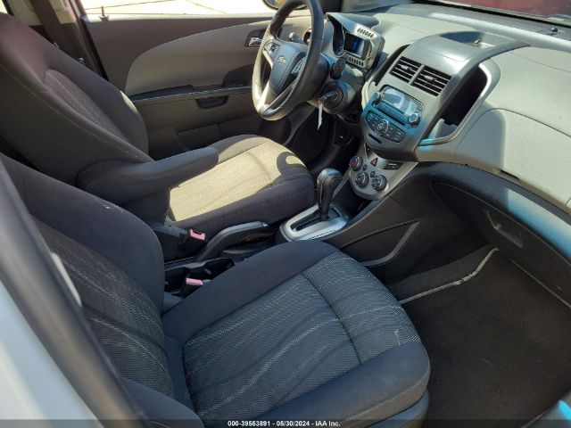 Photo 4 VIN: 1G1JC6SH2C4226287 - CHEVROLET SONIC 