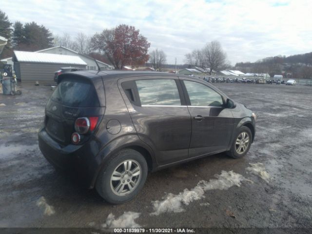 Photo 3 VIN: 1G1JC6SH2D4240756 - CHEVROLET SONIC 