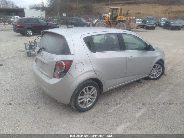 Photo 3 VIN: 1G1JC6SH2E4168541 - CHEVROLET SONIC 